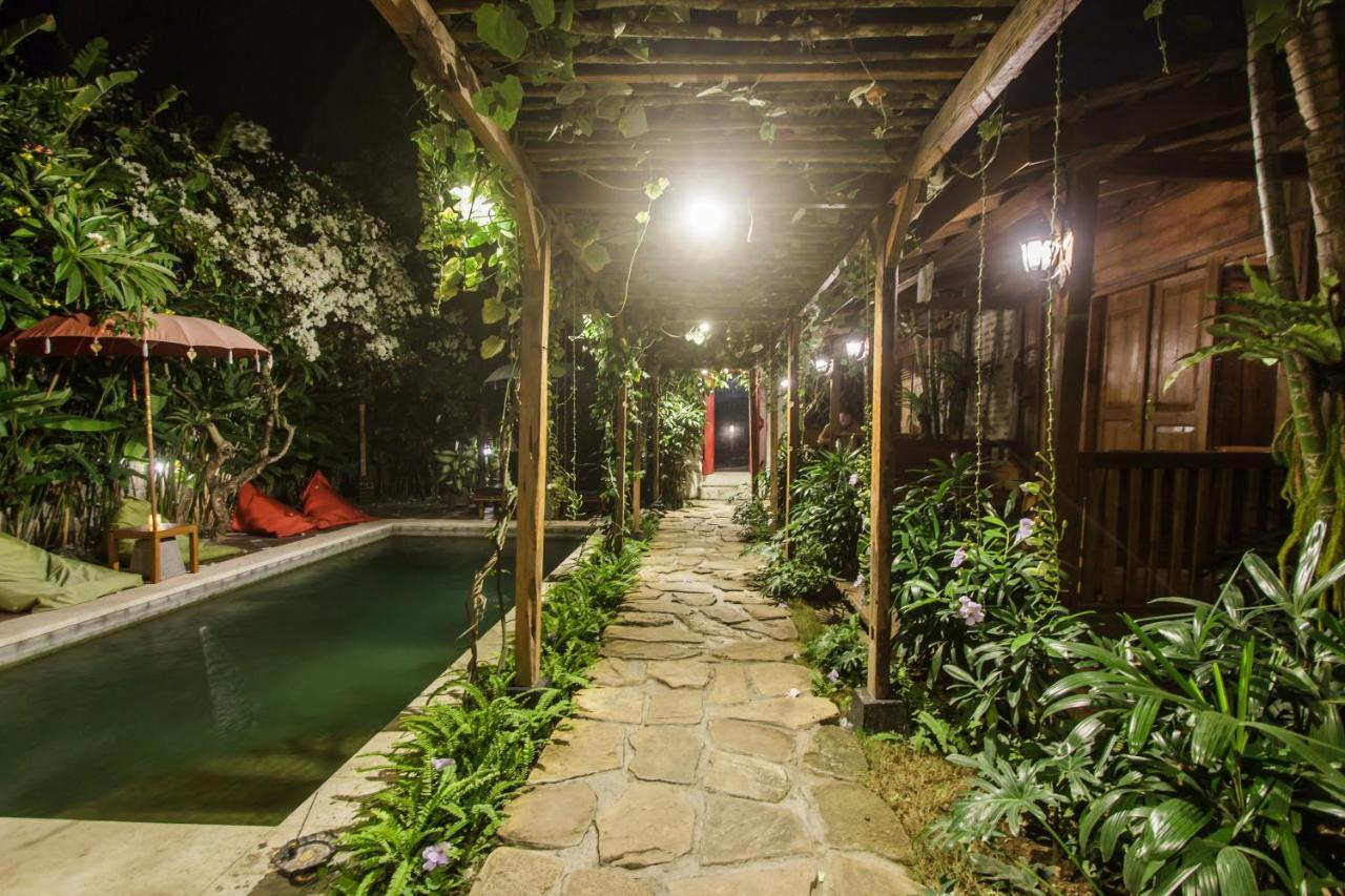 Bening Hut And Spa Семиняк Екстериор снимка