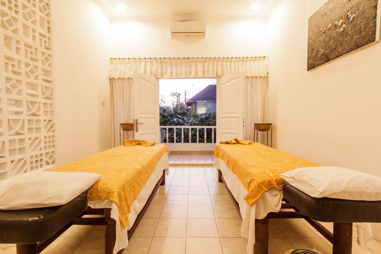 Bening Hut And Spa Семиняк Екстериор снимка