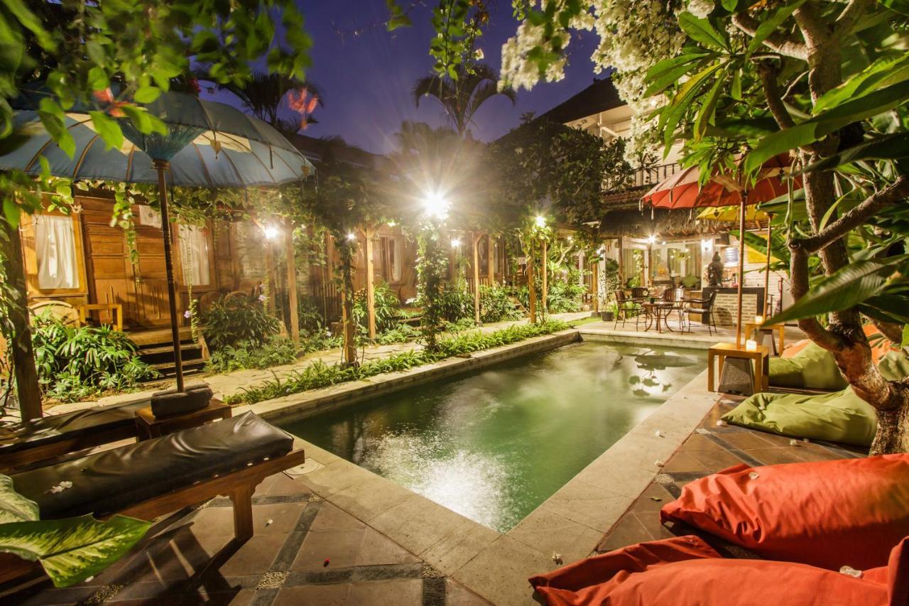 Bening Hut And Spa Семиняк Екстериор снимка